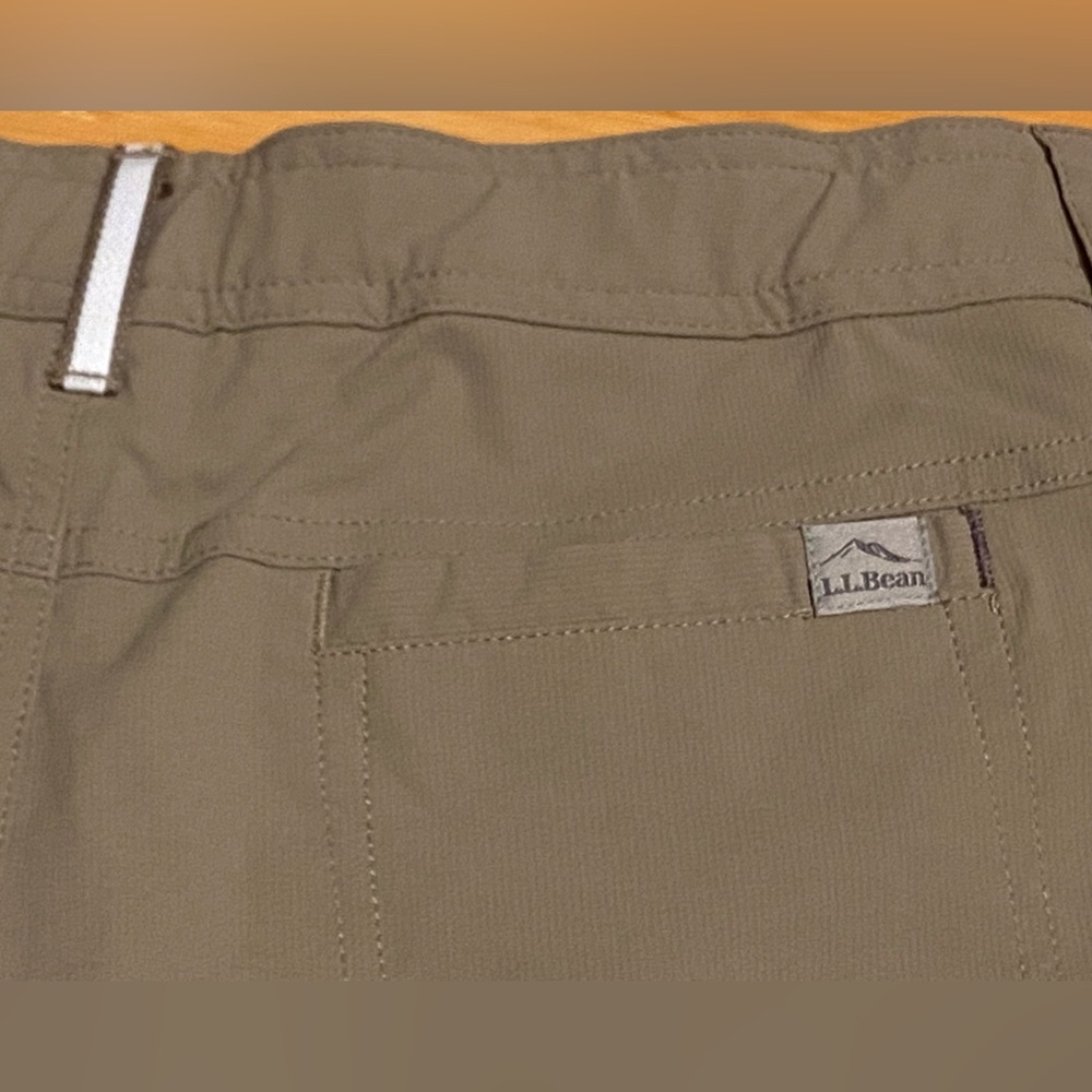 L.L.Bean Boys Convertible Hiking Outdoor Pants | Zip-Off Shorts | Size 16 - Picture 4 of 10